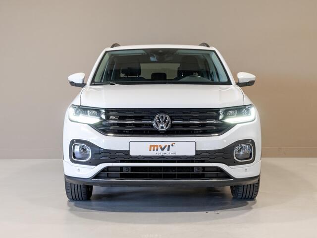 Volkswagen T-Cross 1.0 TSI Life 116pk / Navigatie / Stoelverwarming / Adaptieve cruise control / Apple carplay / Airco / Klimaatregeling /