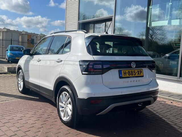 Volkswagen T-Cross 1.0 TSI Life / Trekhaak / Climate control / Adaptive / Carplay