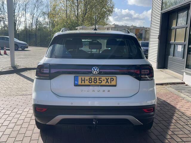 Volkswagen T-Cross 1.0 TSI Life / Trekhaak / Climate control / Adaptive / Carplay