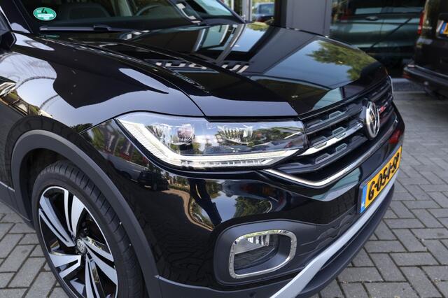Volkswagen T-Cross 1.0 TSI STYLE LED*TREKHAAK*KEYLESS*NAVIGATIE*CARPLAY*CAMERA*ADAPTIEVECRUISE