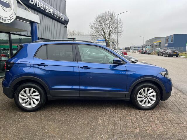 Volkswagen T-Cross 1.0 TSI Life | Apple carplay / Android Auto | Trekhaak | Automaa