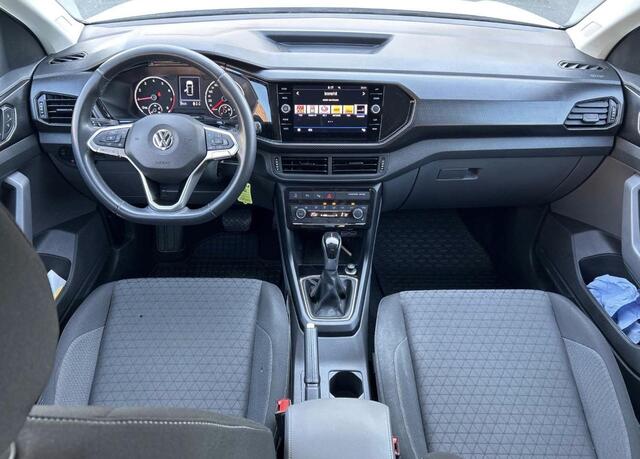 Volkswagen T-Cross 1.0 TSI R-Line | Adaptive Cruise Control | Parkeerhulp | 116 PK | VERWACHT |