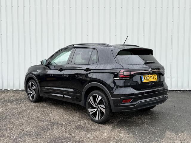 Volkswagen T-Cross 1.0 TSI R-Line | Automaat | Stoelverwarming | Adaptive Cruise Control | Achteruitrijcamera, Parkeersensoren voor en Achter