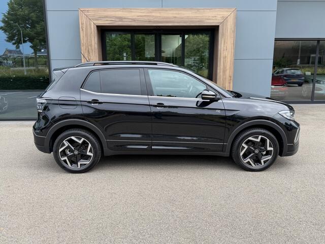Volkswagen T-Cross 1.5 TSI 150pk DSG R-Line | Camera | Trekhaak | Navi | IQ light | Rijklaar incl. garantie