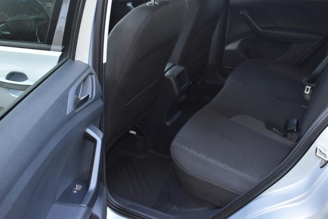 Volkswagen T-Cross 1.0 TSI Life Navigatie Automaat Stoelverwarming