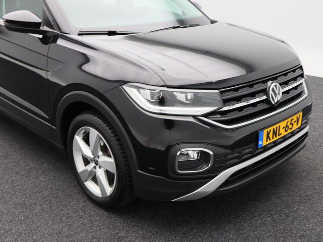 Volkswagen T-Cross 1.0 TSi 110 Pk Automaat Style | Full LED | Stoelverwarming | Cruise | Climatronic | Parkeersensoren | CarPlay | 17 Inch | 62.447 Km !!