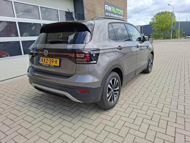 Volkswagen T-Cross 1.0 TSI UNITED Camera/Adaptief Cruise/Carplay