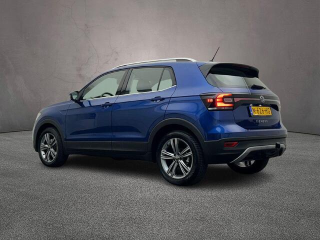 Volkswagen T-Cross Style 1.0 TSI 110pk DSG Automaat Trekhaak, Adaptive cruise control, Achteruitrijcamera, Navigatie, Stoelverwarming, Parkeersensoren
