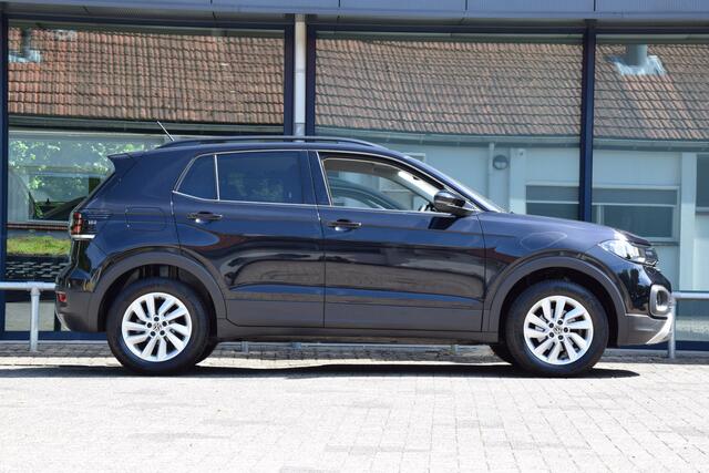 Volkswagen T-Cross 1.0 TSI 110PK Life DSG Automaat | Org. NL | BOVAG Garantie | Adaptive Cruise Control | Apple Carplay/Android Auto | Camera | Navi | 16'' Velgen met All Season Banden |