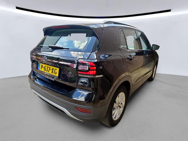 Volkswagen T-Cross 1.0 TSI Life / ADAPTIVE CRUISE/ PARKEER SENSOREN/ AIRCO/ 16'' LMV