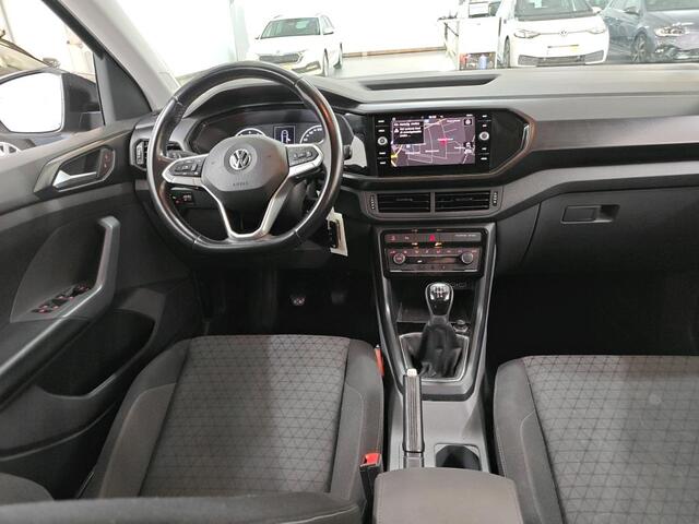 Volkswagen T-Cross 1.0 TSI Life / CRUISE/ PARK.SENSOREN/ NAVI/ CLIMA/ 16'' LMV