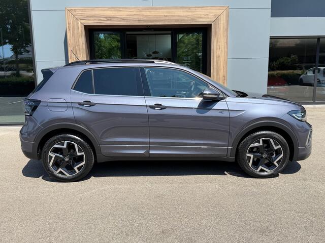 Volkswagen T-Cross 1.5 TSI 150pk DSG R-Line | Camera | Trekhaak | Navi | IQ light | Rijklaar incl. garantie