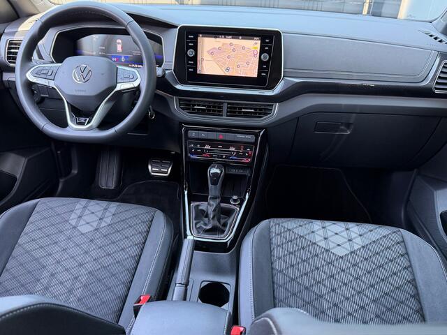 Volkswagen T-Cross 1.5 TSI 150pk DSG R-Line | Camera | Trekhaak | Navi | IQ light | Rijklaar incl. garantie