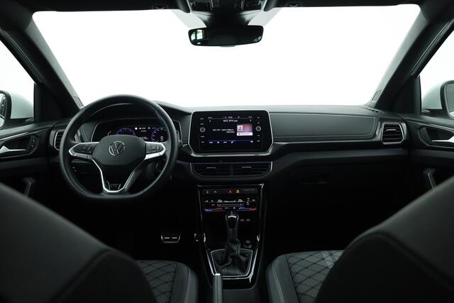 Volkswagen T-Cross 1.0 TSI R-Line DSG | IQ. Light | Apple CarPlay | Camera + PDC | Adapt. Cruise | 18'' | Digi. Cockpit |