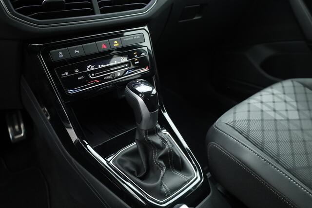Volkswagen T-Cross 1.0 TSI R-Line DSG | IQ. Light | Apple CarPlay | Camera + PDC | Adapt. Cruise | 18'' | Digi. Cockpit |
