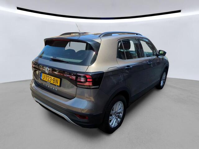 Volkswagen T-Cross 1.0 TSI Life / Navi/ Parkeersensoren / Cruise control