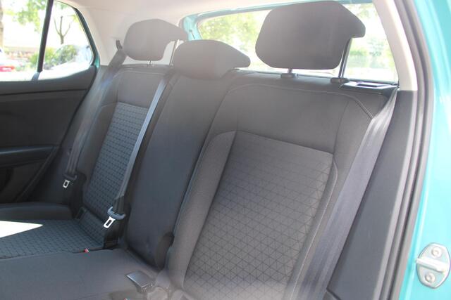 Volkswagen T-Cross 1.0 TSI Life Trekhaak | Achteruitrijcamera | Dodehoekdetectie