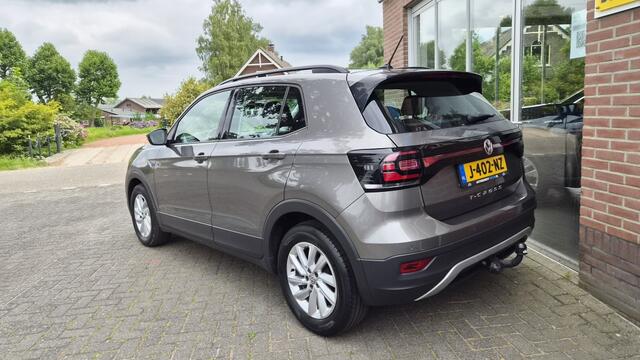 Volkswagen T-Cross 1.0 TSI Life, Trekhaak, Stoelverwarming