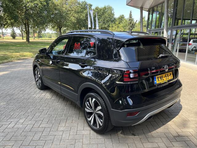 Volkswagen T-Cross 1.0 TSI Active | ACC | CAM | CARPLAY | CLIMA | LED | NAVI | PDC V&A | STOELVERW. | TREKHAAK AFN. | VIRTUAL COCKPIT