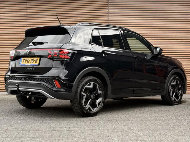 Volkswagen T-Cross 1.5 TSI R-Line Edition Dodehoek / Trekhaak / Carplay / Navi / Adapt. Cruise / Stoelverwarming