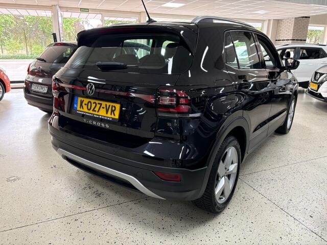 Volkswagen T-Cross 1.0 TSI Navigatie App Apple Android Half Leder IQ Drive