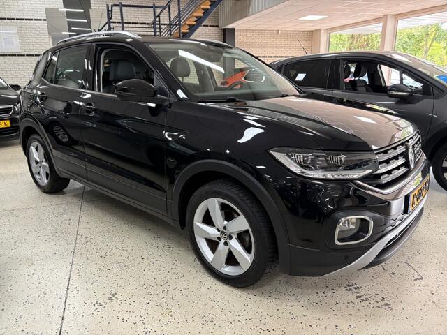 Volkswagen T-Cross 1.0 TSI Navigatie App Apple Android Half Leder IQ Drive
