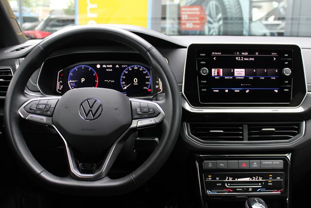 Volkswagen T-Cross 1.0 TSI R-Line | Adaptieve cruise | Achteruitrijcamera | IQ-Light