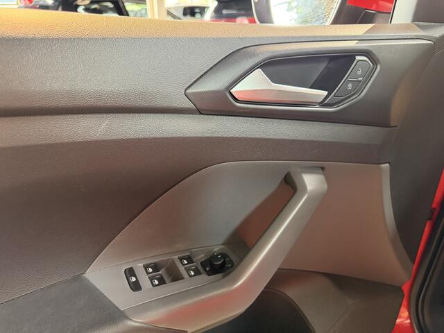 Volkswagen T-Cross 1.0 TSI Life Business