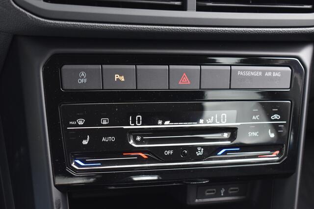 Volkswagen T-Cross 1.0 TSI Style Automaat | Carplay Navi | Stoelverwarming | Parkeercamera | 12 mnd BOVAG Garantie | Whatsapp 06-53188999
