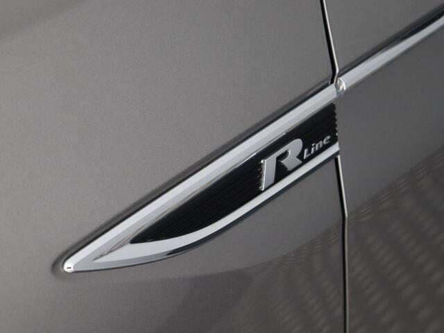 Volkswagen T-Cross 1.0 TSI Style (Camera / Navi / ACC / Virtual / Dodehoek / Stoelverwarming / 18'')