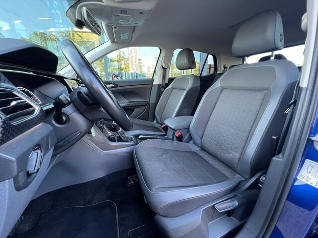 Volkswagen T-Cross 1.0 TSI Life AUTOMAAT | NAVIGATIE | APPLE CARPLAY | ANDROID AUTO | 17 INCH LMV | STOELVERWARMING | ADAPTIVE CRUISE CONTROL |