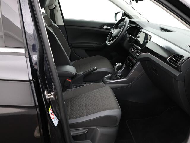 Volkswagen T-Cross 1.0 TSI 110pk DSG Style · Camera · Keyless · Stoelverwarming · Apple/Android Car Play · 17"Velgen · Draadloze Telefoonlader ·