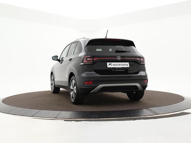 Volkswagen T-Cross 1.0 TSI 110pk DSG Style · Camera · Keyless · Stoelverwarming · Apple/Android Car Play · 17"Velgen · Draadloze Telefoonlader ·