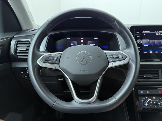 Volkswagen T-Cross 1.0 TSI Life Edition | 116 PK | Automaat | Adaptive Cruise Control | Navigatiesysteem | Stoelverwarming | Parkeersensoren | Keyless Entry |