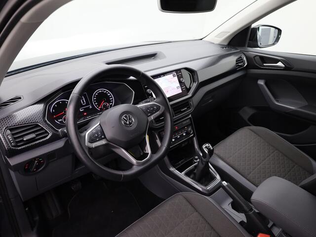 Volkswagen T-Cross 1.0 TSI 116Pk Style | Trekhaak | Led Koplampen | Camera | Dodehoek sensoren | Prijs Rijklaar!!