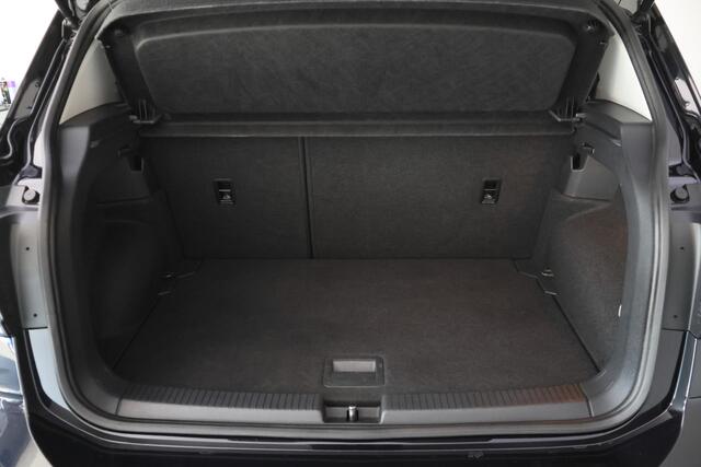 Volkswagen T-Cross 1.0 TSI DSG Life Edition FULL LED | NAVI | APP CONNECT | STOELVERW | CLIMA | PDC V+A | LMV 17''