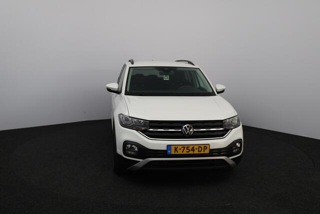 Volkswagen T-Cross 1.0 TSI Life Business /Lane Assist /Dodehoekdetec. /Camera /Apple + Android /DAB+! /Navi /Climat /Adaptief Cruise /Elek. pakket /Bluetooth /16"LMV /LED Dagrijverl. /Extra getint glas /PDC V+A.