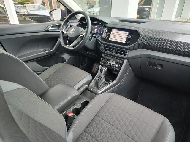 Volkswagen T-Cross 1.5 TSI STYLE AUTOMAAT Stoelverwarming | Park Assist | Virtual Cockpit
