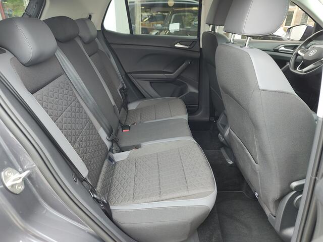 Volkswagen T-Cross 1.5 TSI STYLE AUTOMAAT Stoelverwarming | Park Assist | Virtual Cockpit