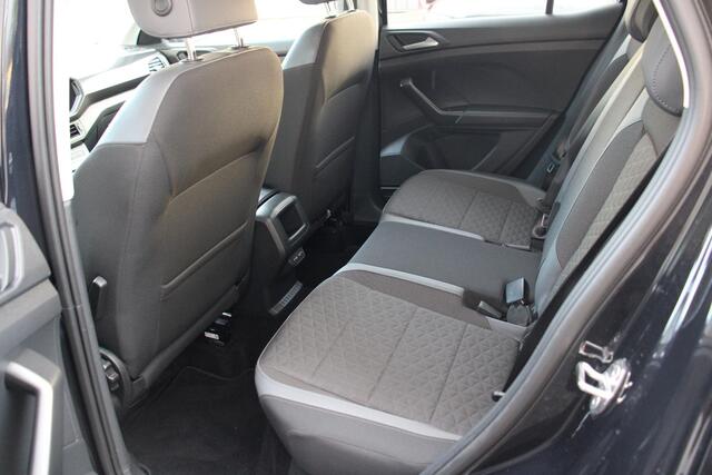 Volkswagen T-Cross 1.0 TSI R-LINE, VIRTUAL, STOELVERWARMING 12-2022, 110PK