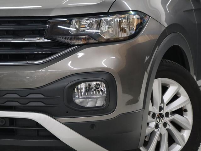 Volkswagen T-Cross 1.0 TSI Life [ADAPTIVE CRUISE, APPLE CARPLAY, ANDROID, PDC V+A, RIJSTROOKASSISTENT, DAB, BLUETOOTH, AIRCO, LICHT- EN ZICHTPAKKET, DAKRAILS, LED DAGRIJVERLICHTING, LICHTMETALEN VELGEN 16", NIEUWSTAAT]