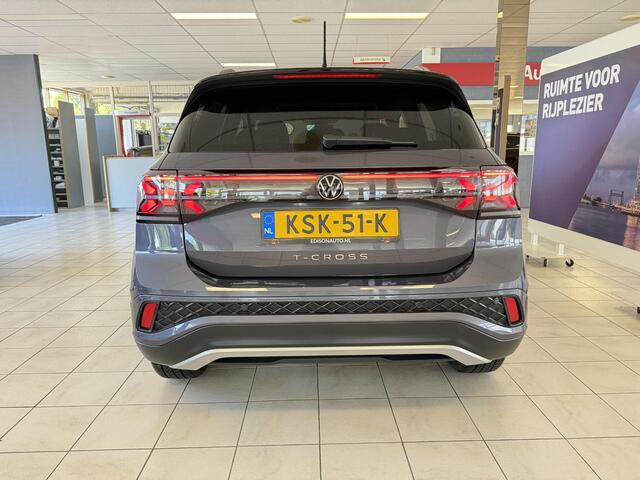 Volkswagen T-Cross 1.0 TSI R-Line Edition DSG 116PK *NAVI*APP*MATRIX*