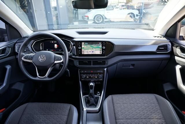 Volkswagen T-Cross 1.0 TSI Style AUT. + TREKHAAK / DIGITALE COCKPIT / NAVIGATIE /