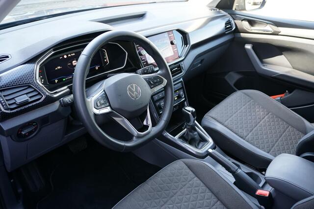 Volkswagen T-Cross 1.0 TSI Style AUT. + TREKHAAK / DIGITALE COCKPIT / NAVIGATIE /