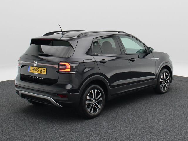 Volkswagen T-Cross 1.0 TSi 115 Pk Automaat Style Business R | Stoelverwarming | Adaptive Cruise | Camera | Navigatie | CarPlay | 16 Inch | 70.455 Km !!