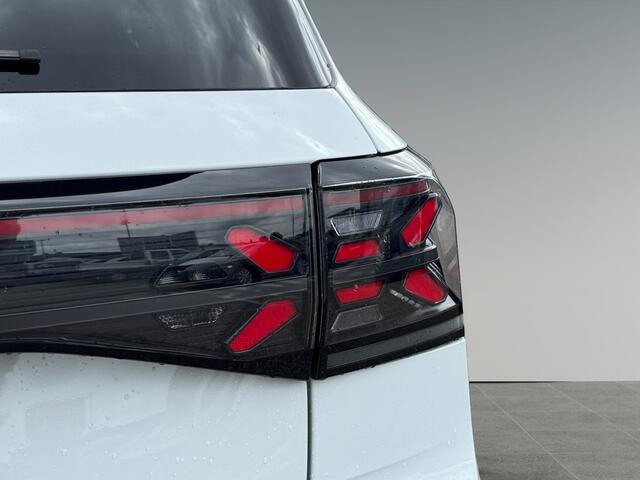 Volkswagen T-Cross 1.5 150pk TSI R-Line Edition Dodehoeksensoren | Navigatiesysteem | Achteruitrijcamera