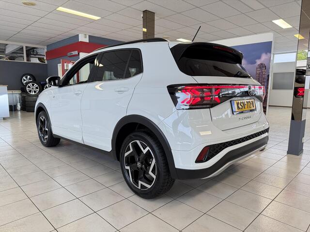 Volkswagen T-Cross 1.0 TSI R-Line Edition DSG 116PK *NAVI*APP*MATRIX*