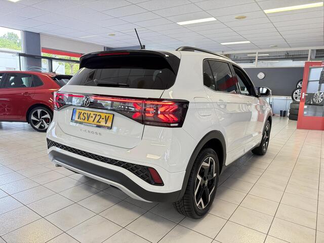 Volkswagen T-Cross 1.0 TSI R-Line Edition DSG 116PK *NAVI*APP*MATRIX*