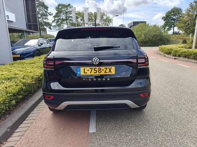 Volkswagen T-Cross 1.0 TSI Life / NAVI / 17"LMV