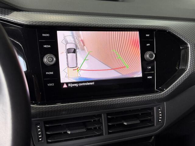 Volkswagen T-Cross 1.5 TSI 150pk Style R-Line | Navi | 18" | ACC | Dodehoek | Camera | Carplay |